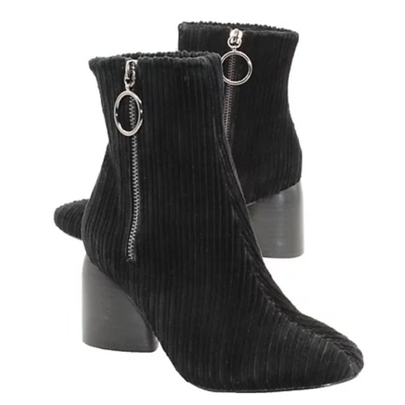 Sbicca Corduroy Menlee Side Zip Bootie, Brown/Taupe Size 7 - Picture 8 of 9